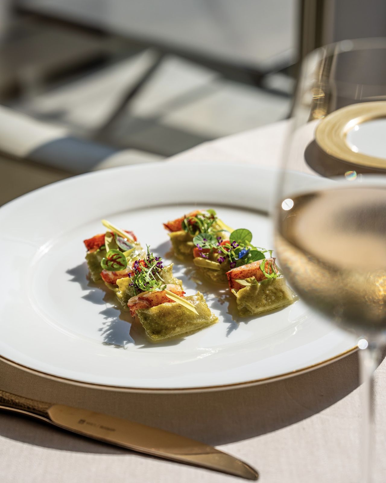 Armani/Ristorante Dubai — elegant Italian dining room with fountain view