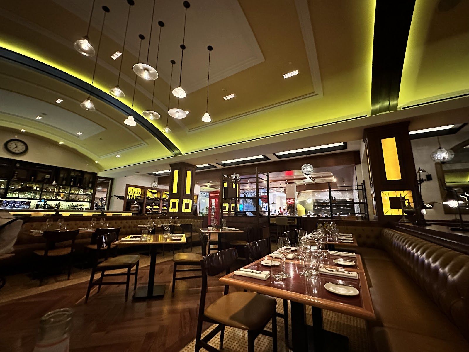 Bread Street Kitchen Dubai — signature dish and dining room