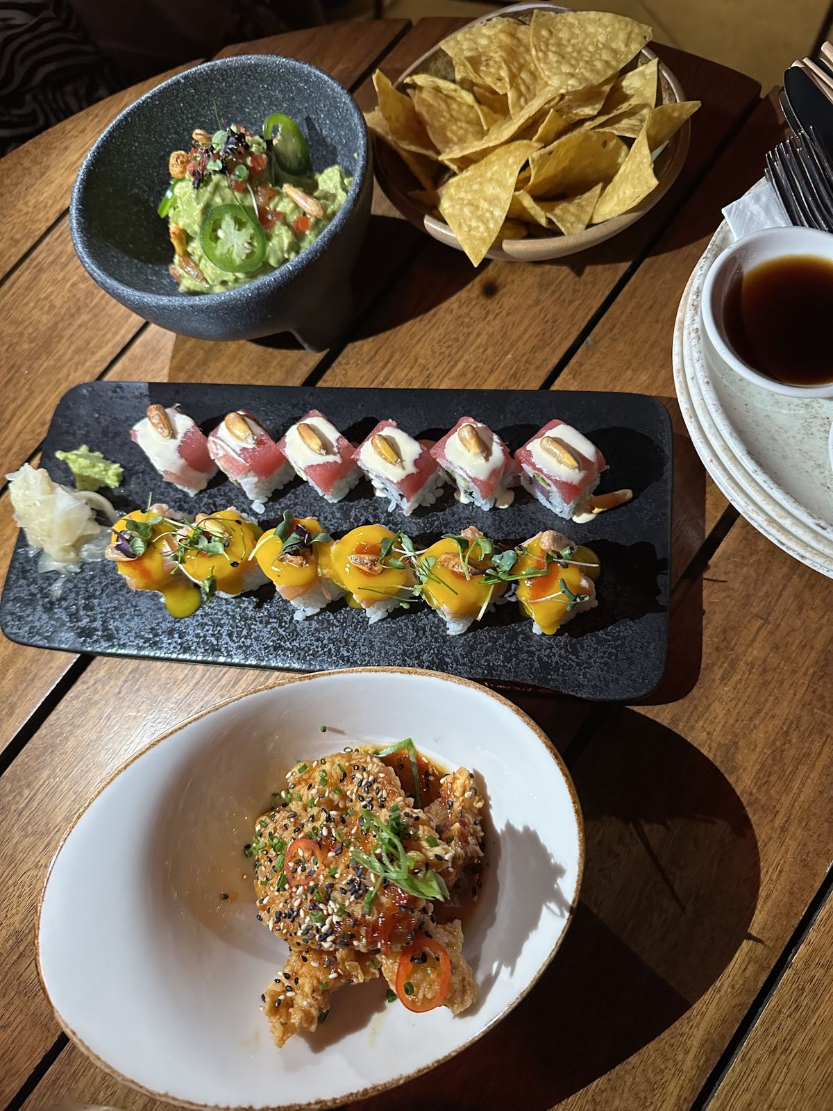 Iris Dubai Dubai — stylish greenery-filled rooftop lounge