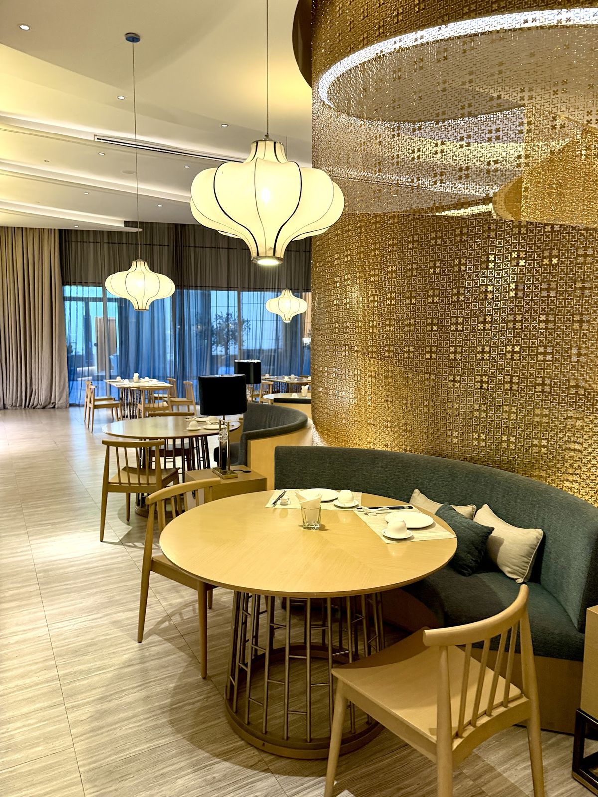 Long Teng Time Out Market JLT - Cantonese live seafood counter