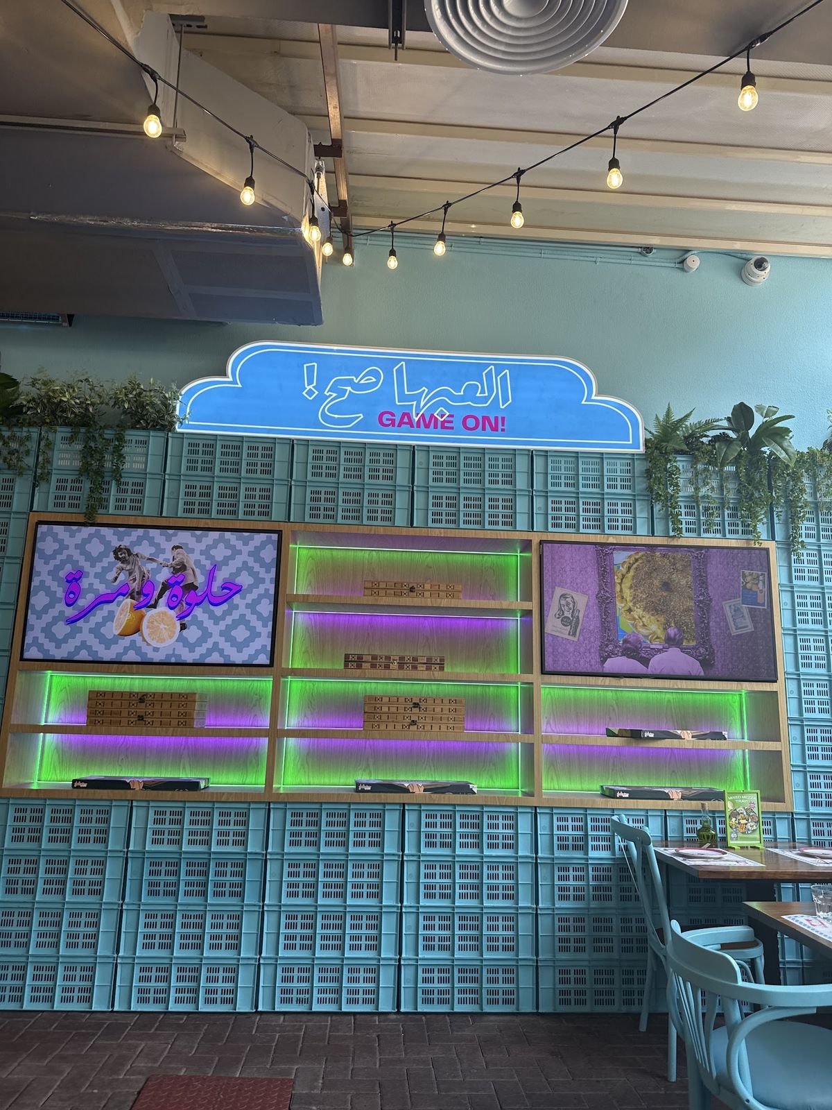 Zaroob Dubai — Levantine street food counter with manakish
